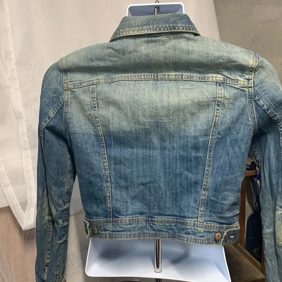 Jean jacket - Picture 2 of 3